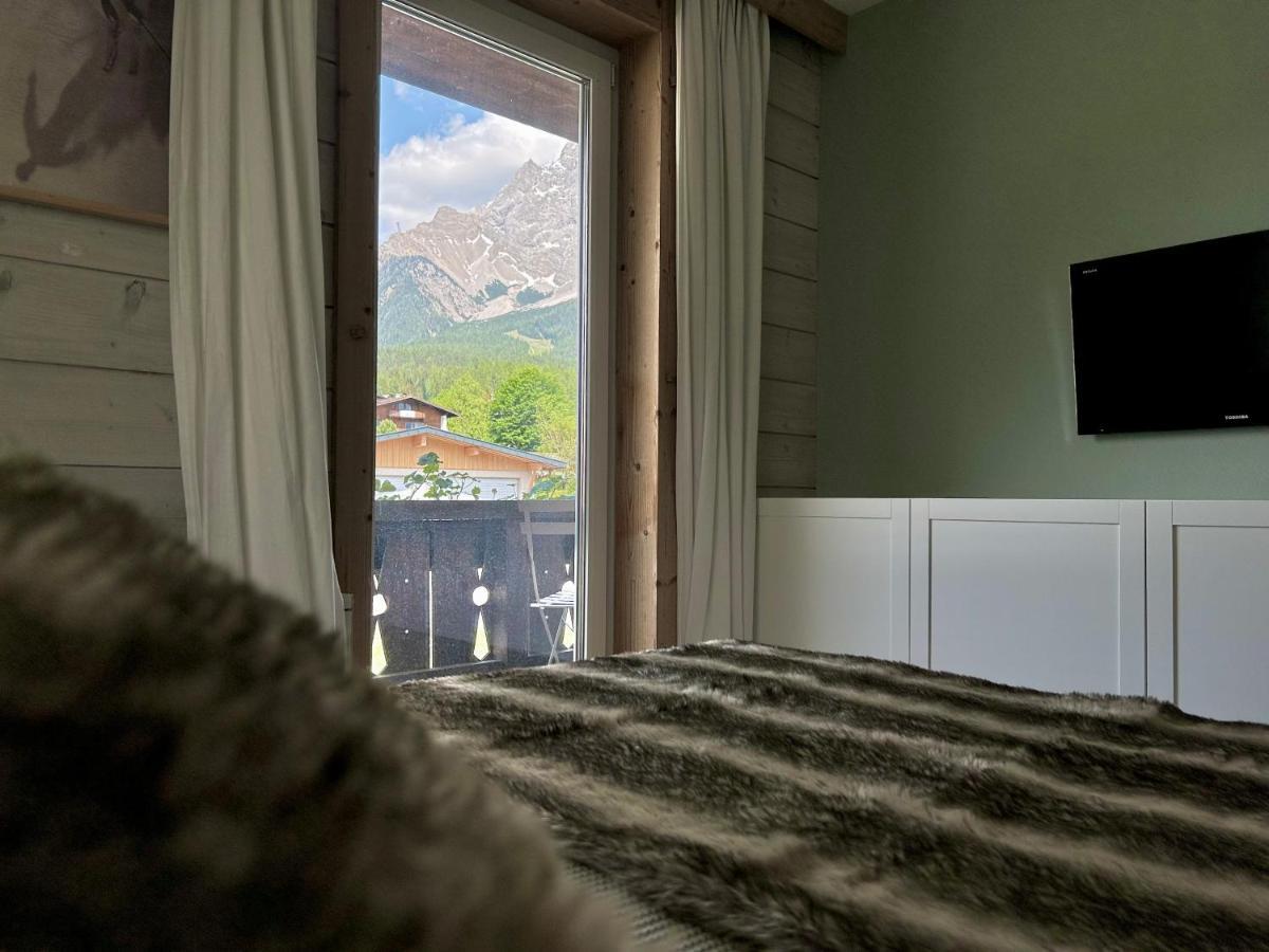 Apartamento Haus Blaesi Ehrwald Exterior foto